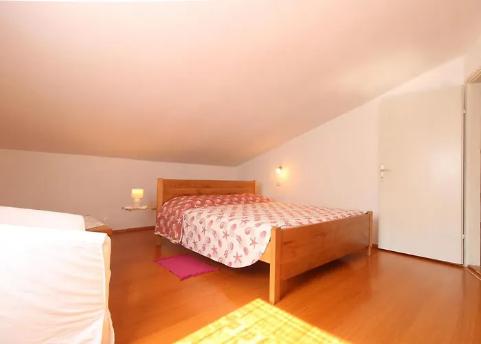 Nada 1451 * Fažana