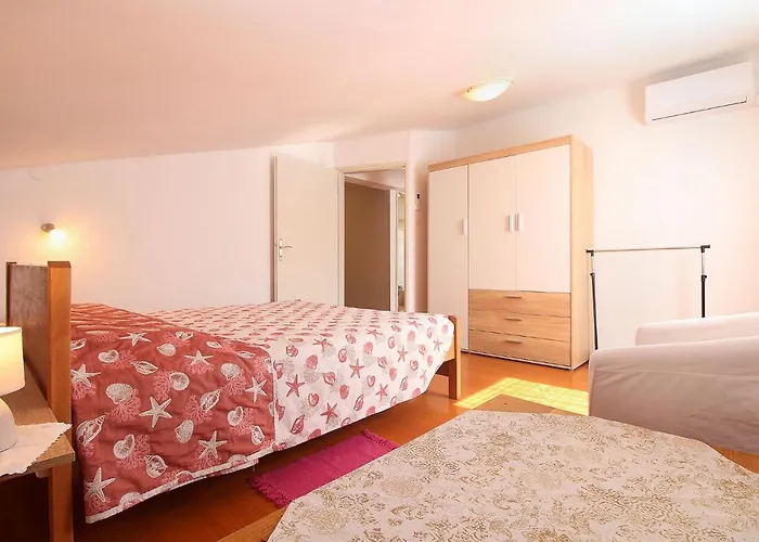 Nada 1451 Apartman