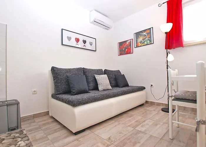 Nada 1451 Apartman *